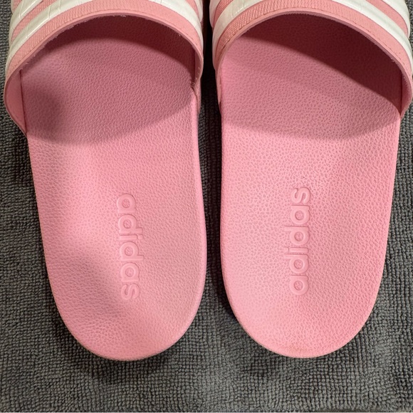 Women’s Pink Adidas Slides (Size 5) - Picture 4 of 8